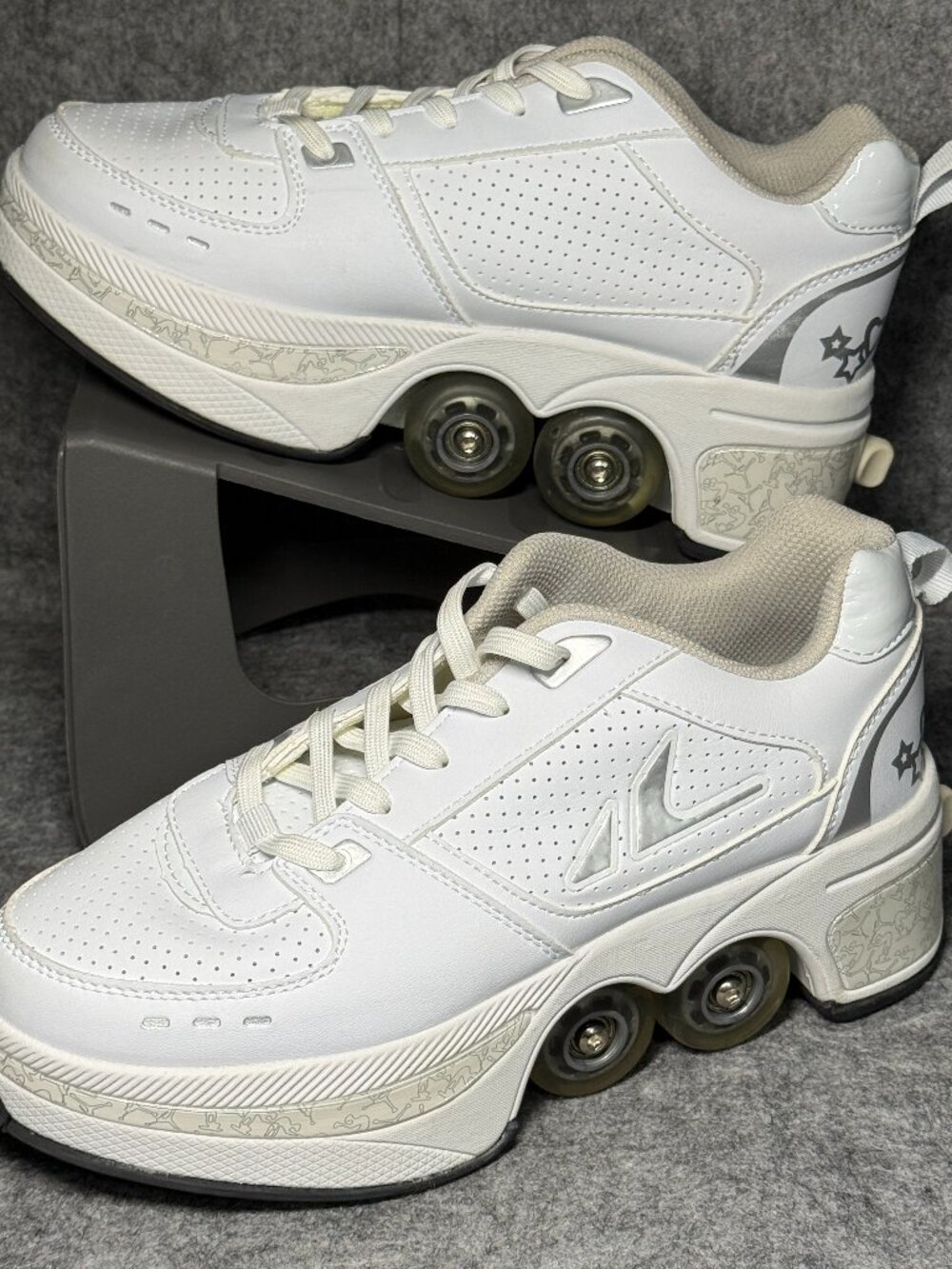 Retractable Roller Skate Sneakers - Womens Size 8.5 - Fold Out Wheels w/Tools
